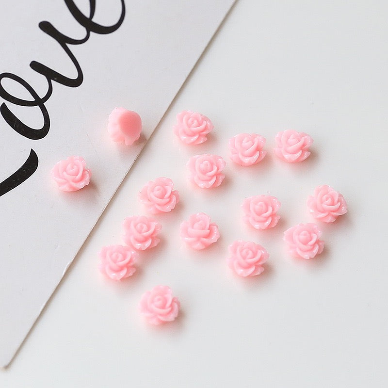 A0019 4MM Tiny Flower (camellia) Resin Charms
